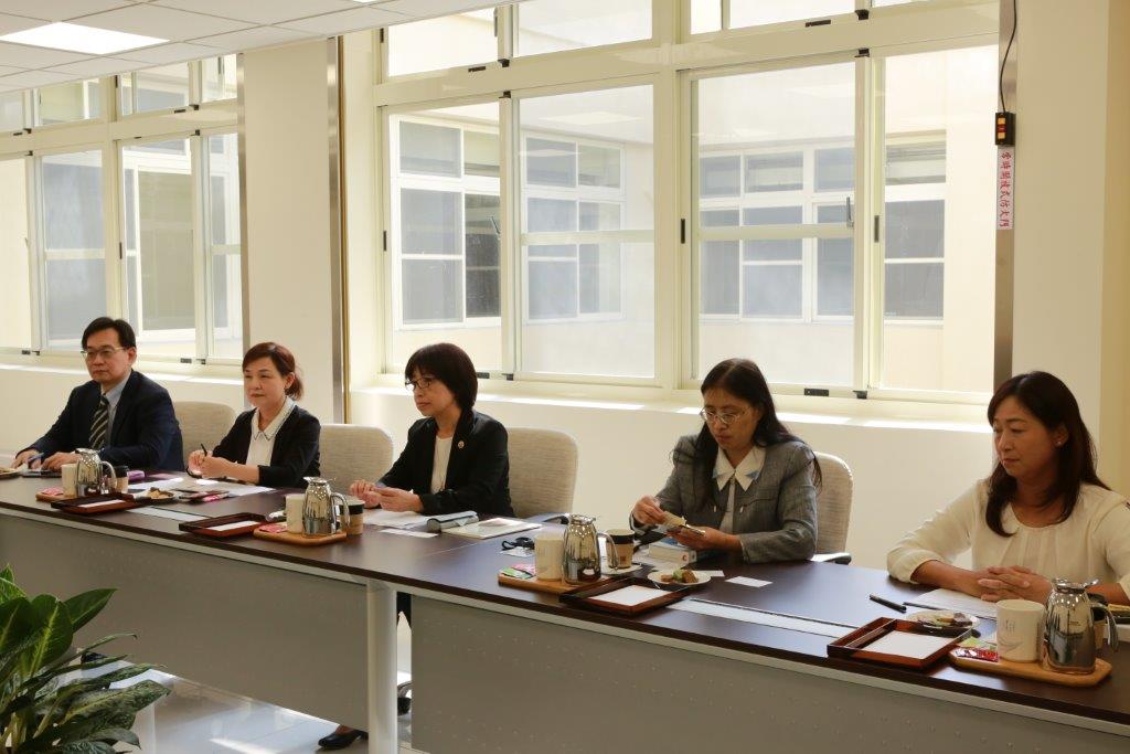 Head Prosecutor Chen Wen-chi(third) chaired the Meeting.